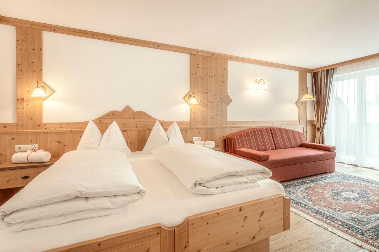 Hotel Christeinerhof Santa Cristina Val Gardena Esterno foto
