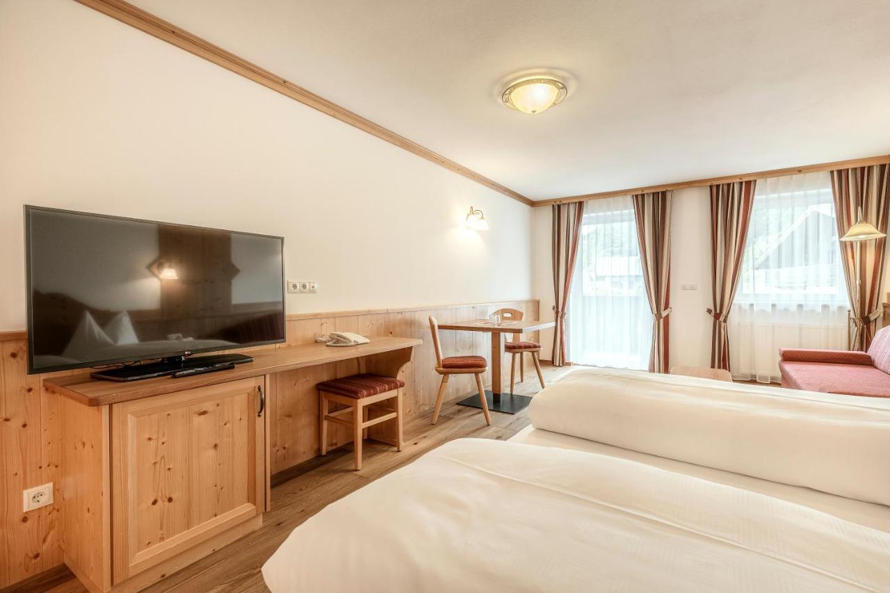 Hotel Christeinerhof Santa Cristina Val Gardena Esterno foto