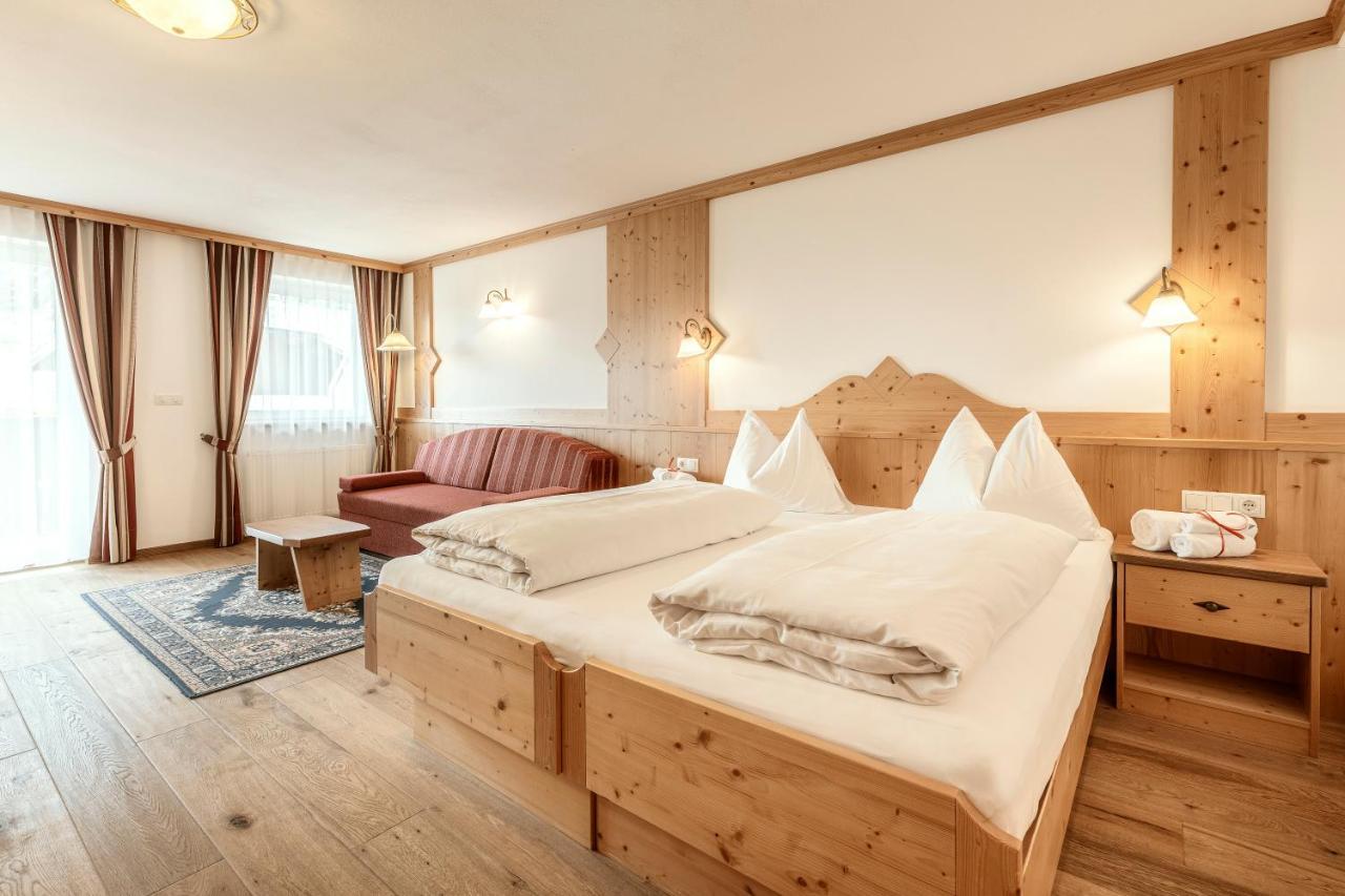 Hotel Christeinerhof Santa Cristina Val Gardena Esterno foto