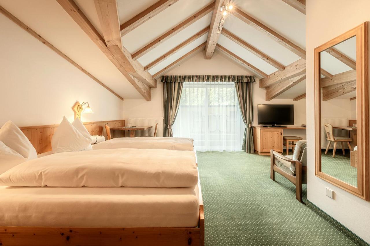 Hotel Christeinerhof Santa Cristina Val Gardena Esterno foto