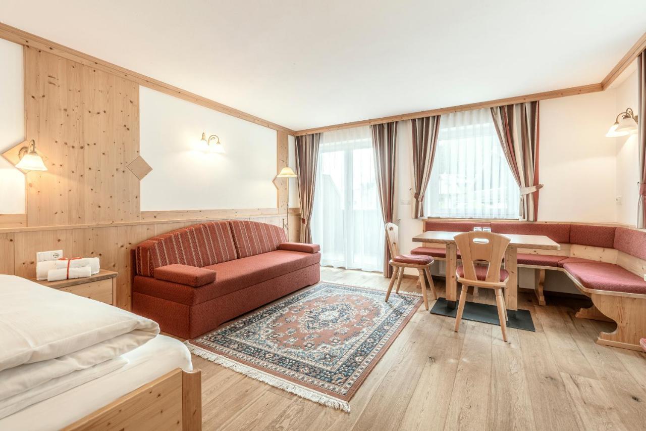 Hotel Christeinerhof Santa Cristina Val Gardena Esterno foto