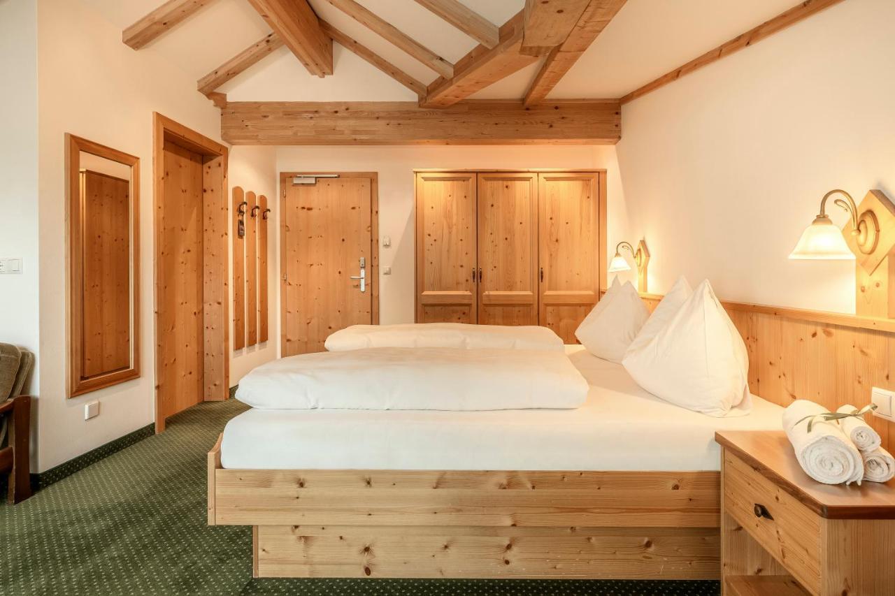 Hotel Christeinerhof Santa Cristina Val Gardena Esterno foto