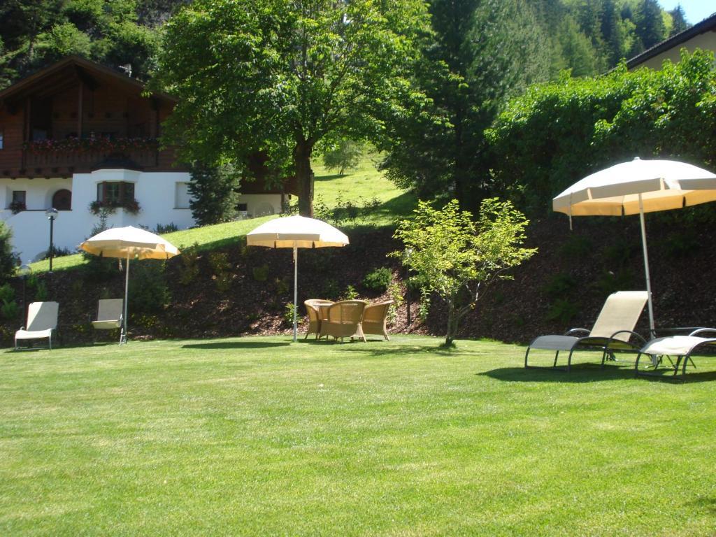 Hotel Christeinerhof Santa Cristina Val Gardena Esterno foto